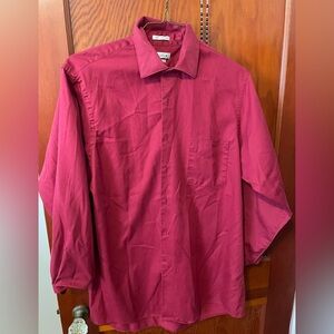 Van Heusen Lux Burgandy Dress Shirt